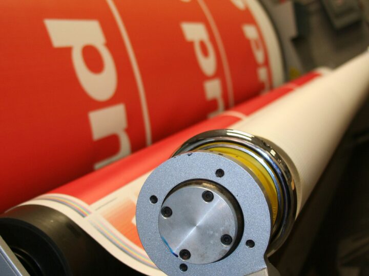 Press rollers in action